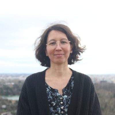 Caroline Mendes De Leon